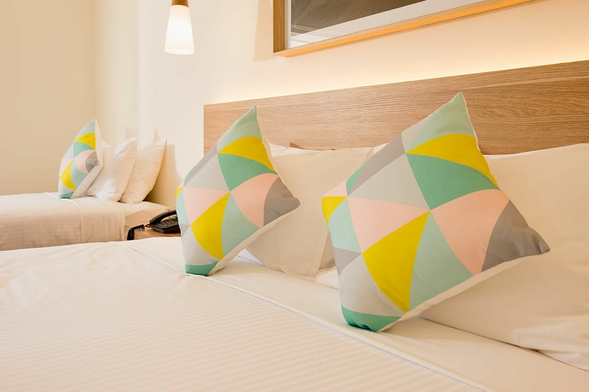 Boathouse And Motel 4*