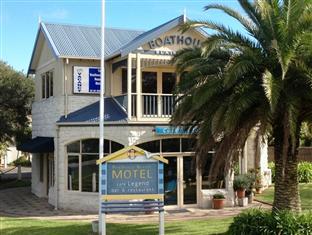 Motel Boathouse And 4*